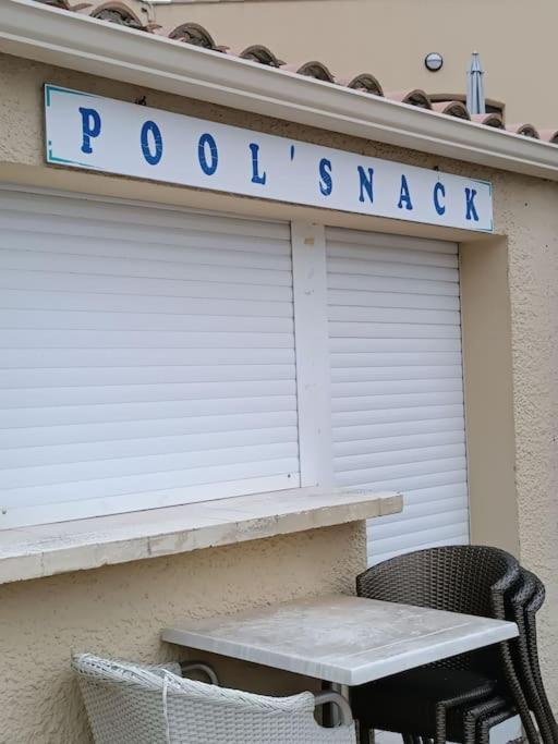 Studio Renove Dans Residence De Vacances Avec Grande Piscine Chauffee, Parking Et Terrasse Agde Exterior photo